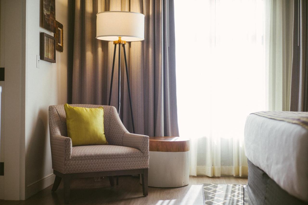 Hotel Indigo Hattiesburg By Ihg Rum bild