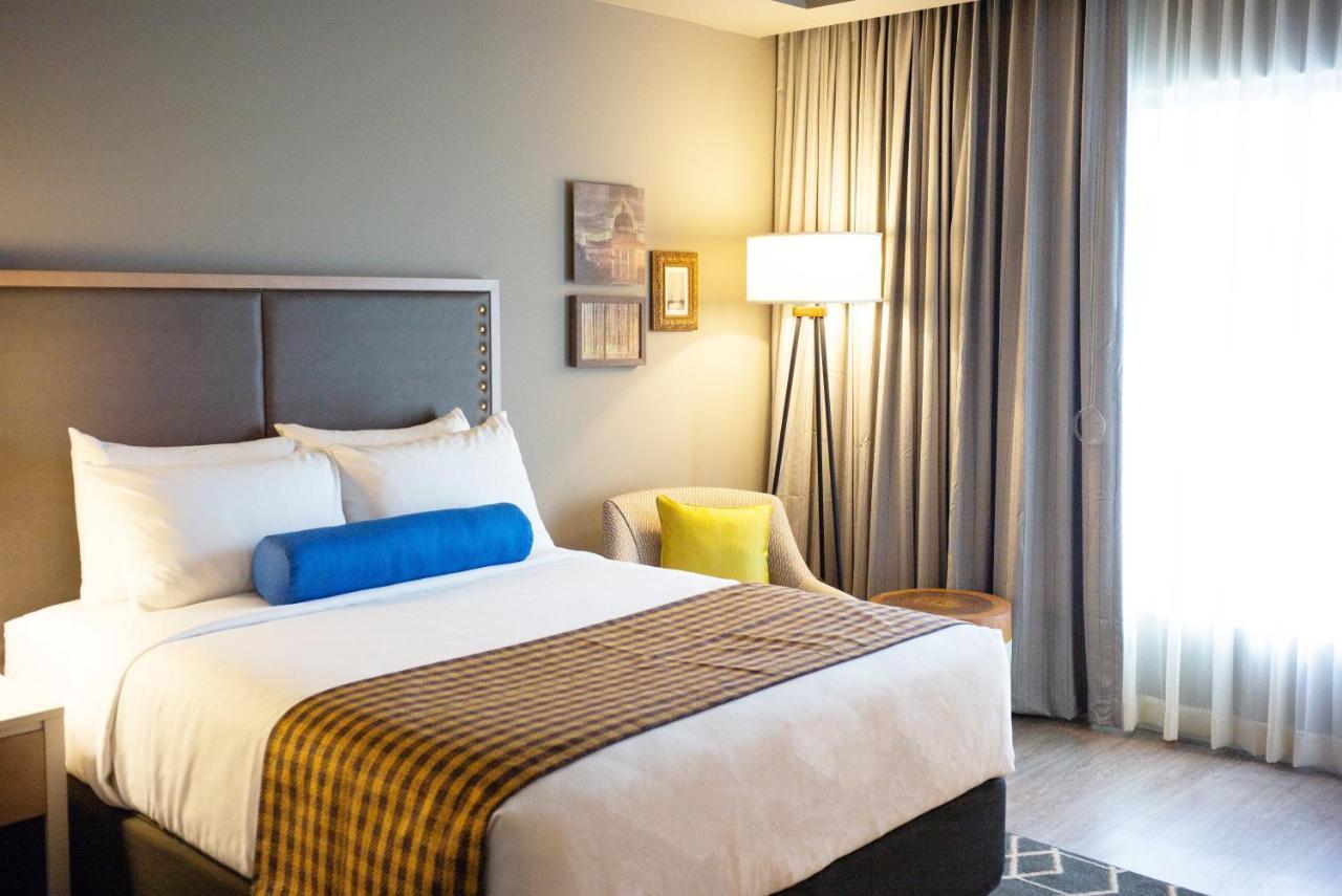 Hotel Indigo Hattiesburg By Ihg Rum bild